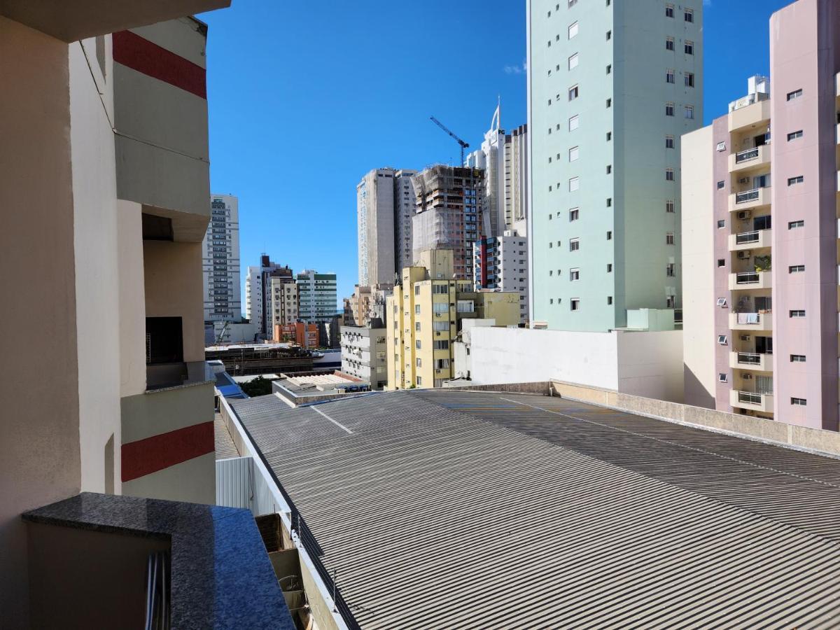 2 Quartos A 200Mts Praia Central, Garagem, Churrasqueira, Wi-Fi 90 Mbps, Pet Friendly Balneário Camboriú Exterior foto