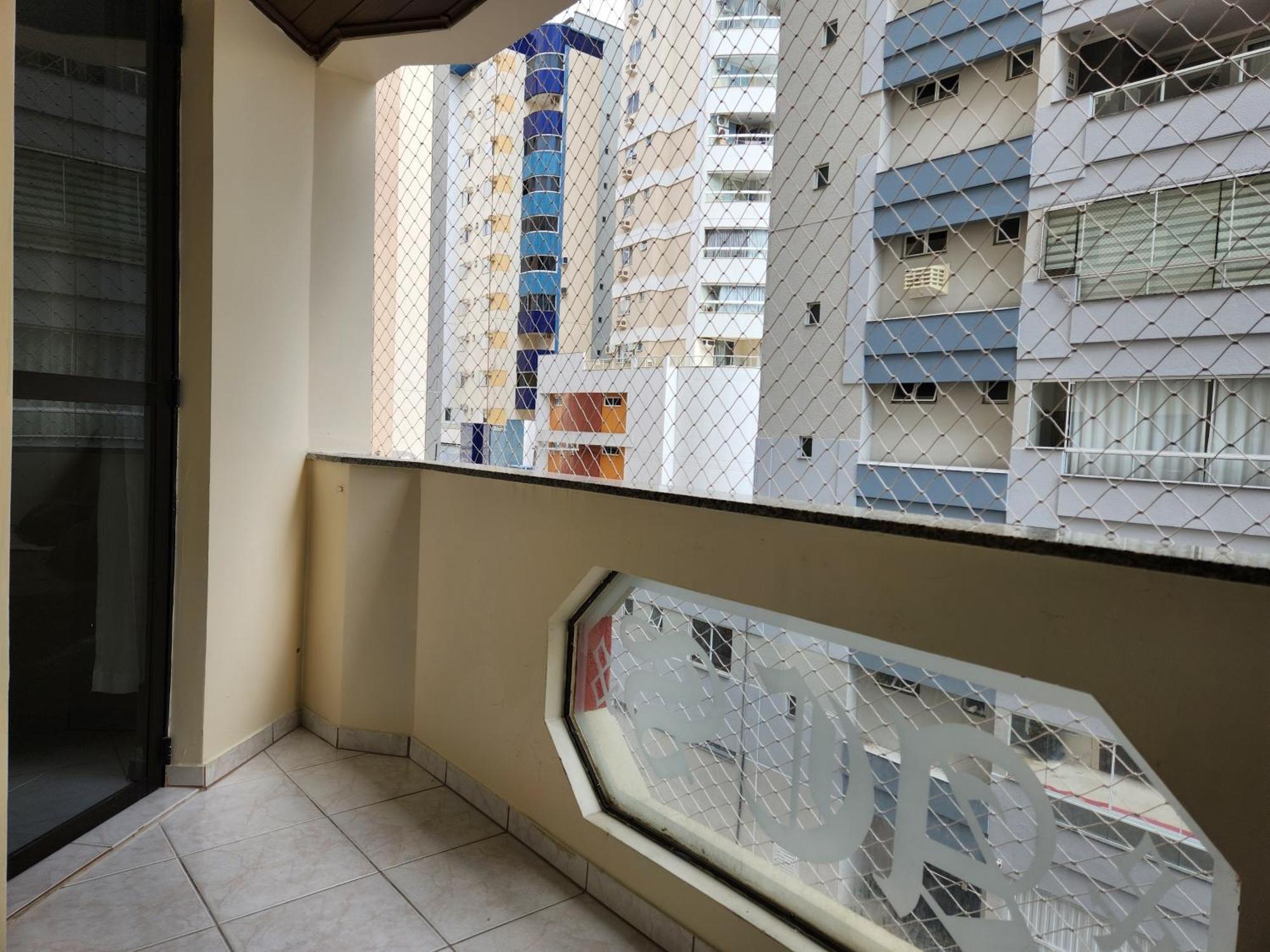 2 Quartos A 200Mts Praia Central, Garagem, Churrasqueira, Wi-Fi 90 Mbps, Pet Friendly Balneário Camboriú Habitación foto
