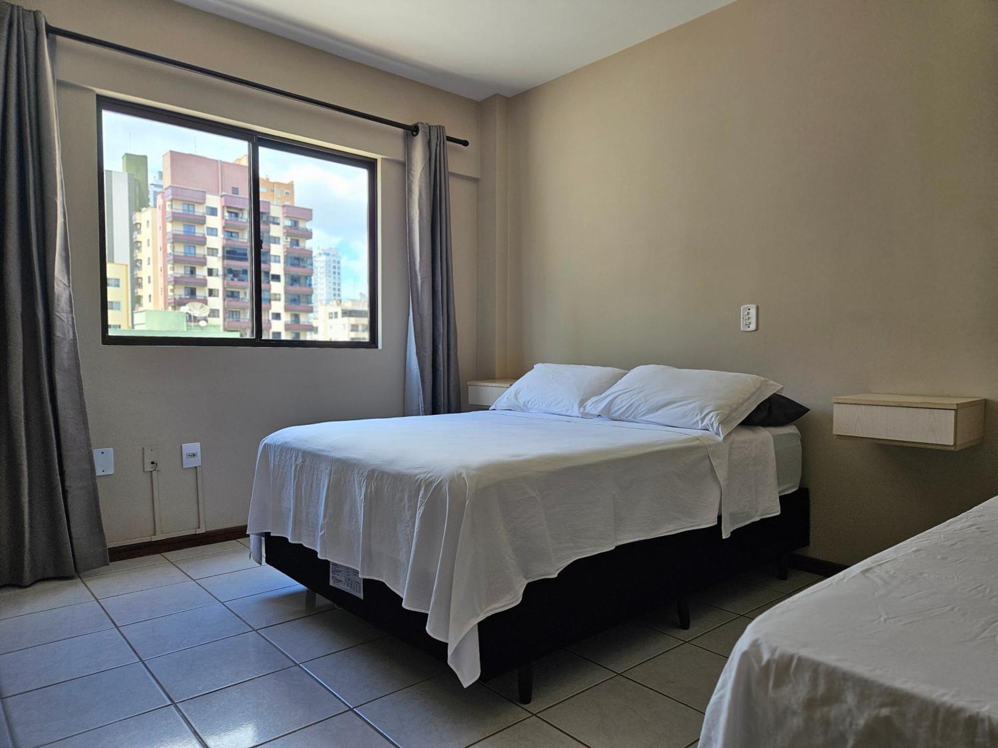 2 Quartos A 200Mts Praia Central, Garagem, Churrasqueira, Wi-Fi 90 Mbps, Pet Friendly Balneário Camboriú Exterior foto