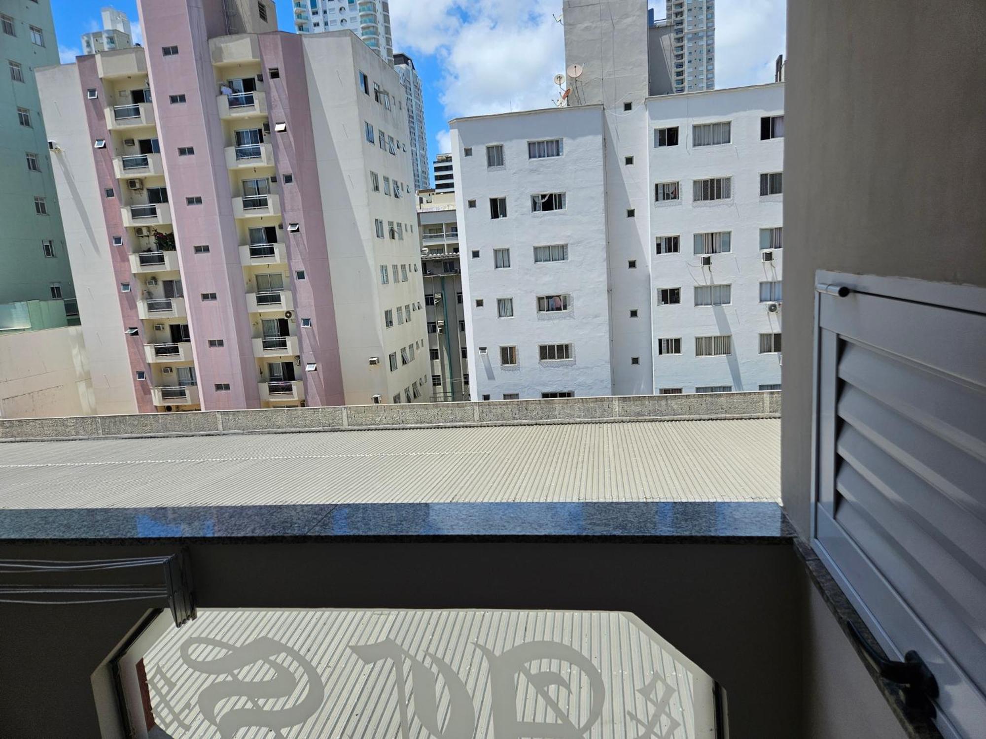 2 Quartos A 200Mts Praia Central, Garagem, Churrasqueira, Wi-Fi 90 Mbps, Pet Friendly Balneário Camboriú Exterior foto