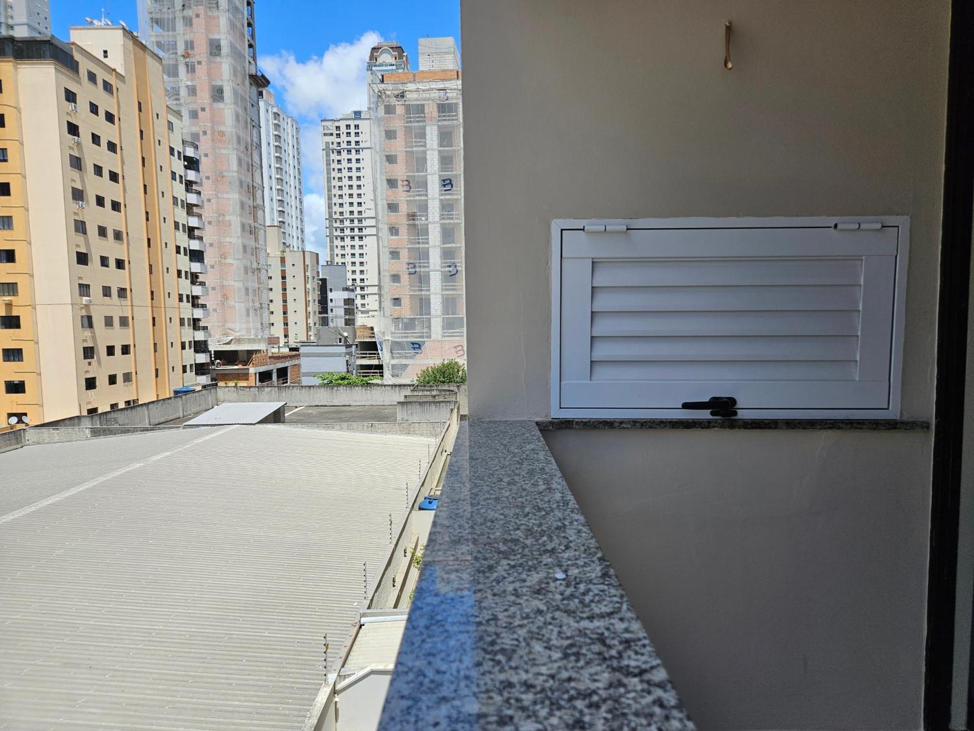 2 Quartos A 200Mts Praia Central, Garagem, Churrasqueira, Wi-Fi 90 Mbps, Pet Friendly Balneário Camboriú Exterior foto