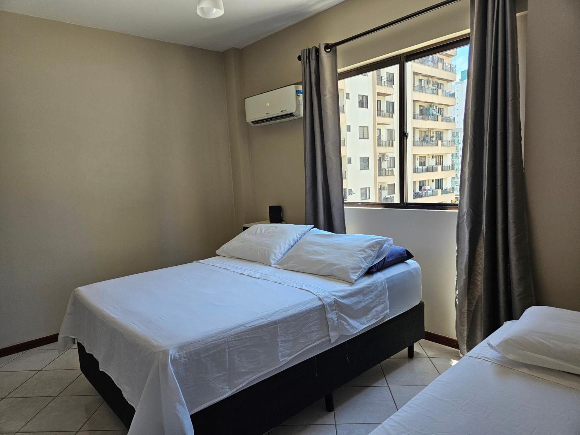 2 Quartos A 200Mts Praia Central, Garagem, Churrasqueira, Wi-Fi 90 Mbps, Pet Friendly Balneário Camboriú Exterior foto